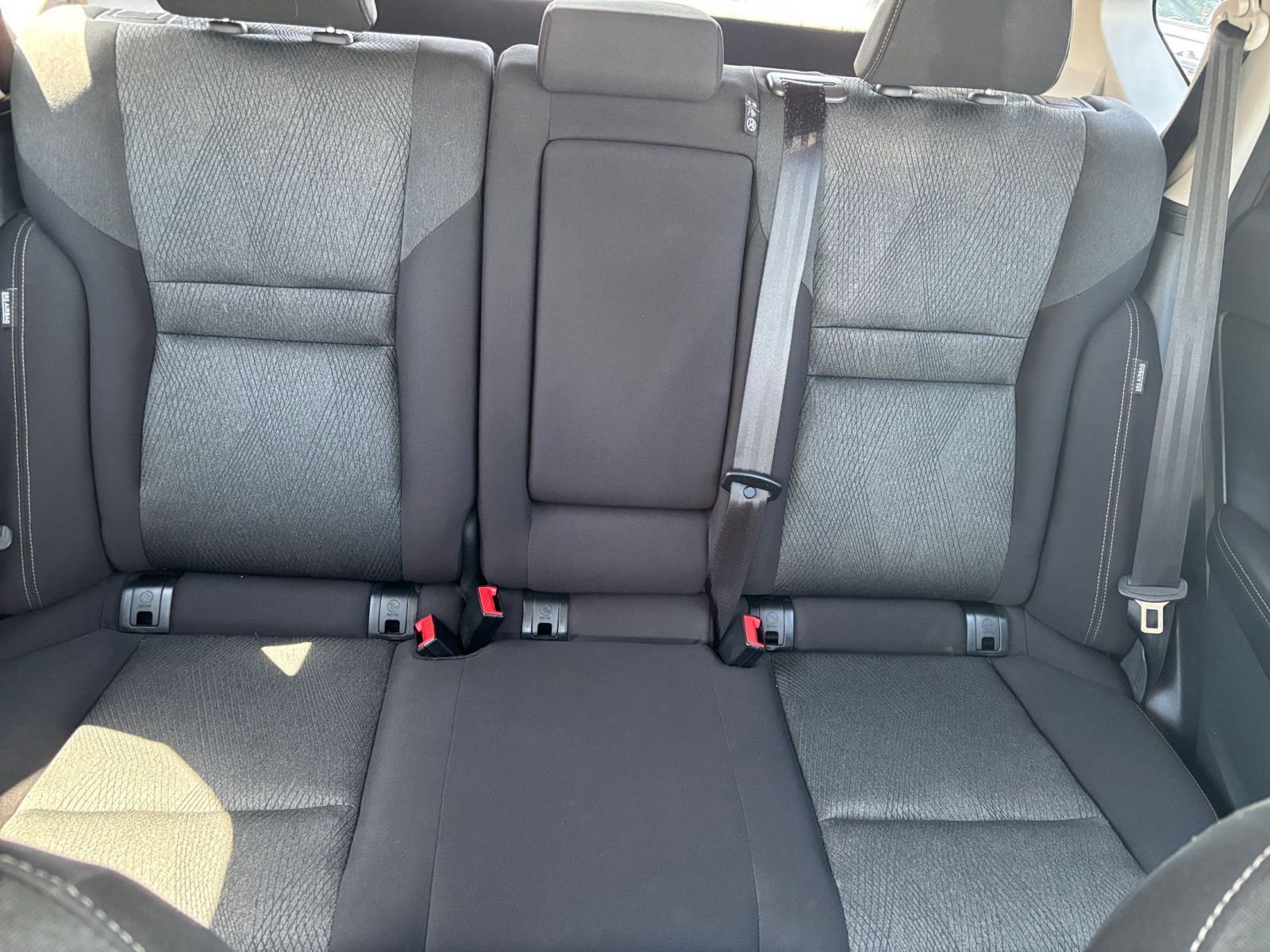 Used 2025 Nissan Rogue SV FWD image 40