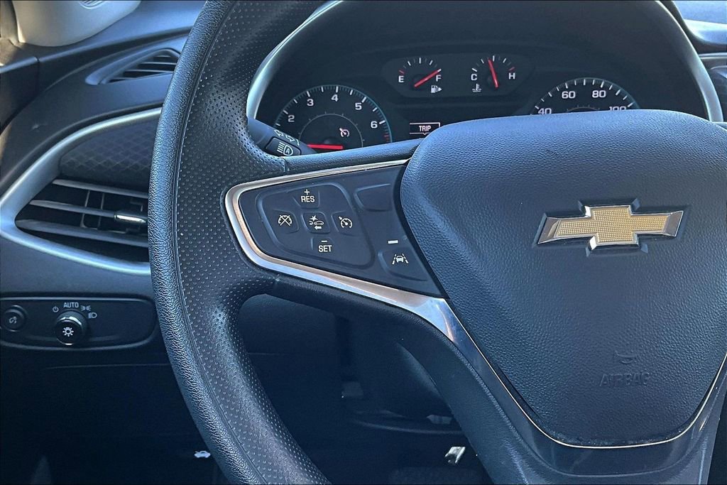 Used 2024 Chevrolet Malibu LT image 11