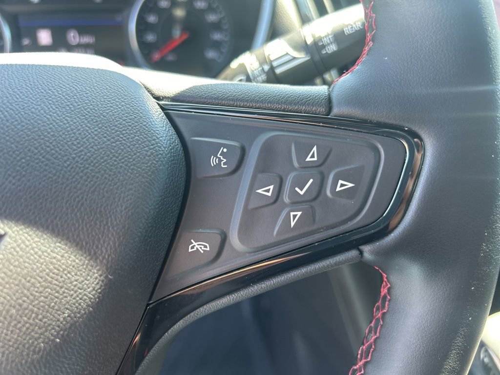 Used 2023 Chevrolet Equinox RS w/ RS Leather Package FWD image 27