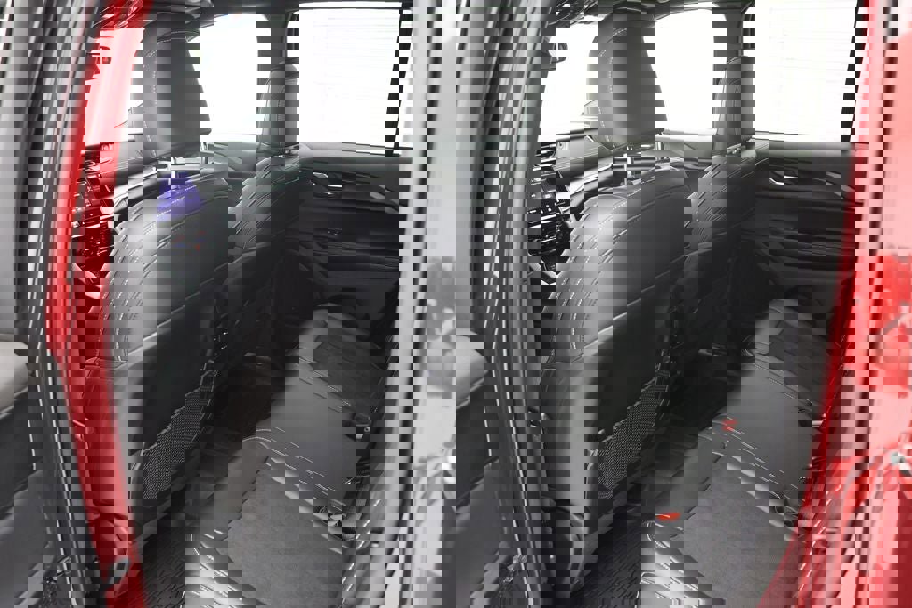 Used 2024 Jeep Grand Cherokee Altitude image 10