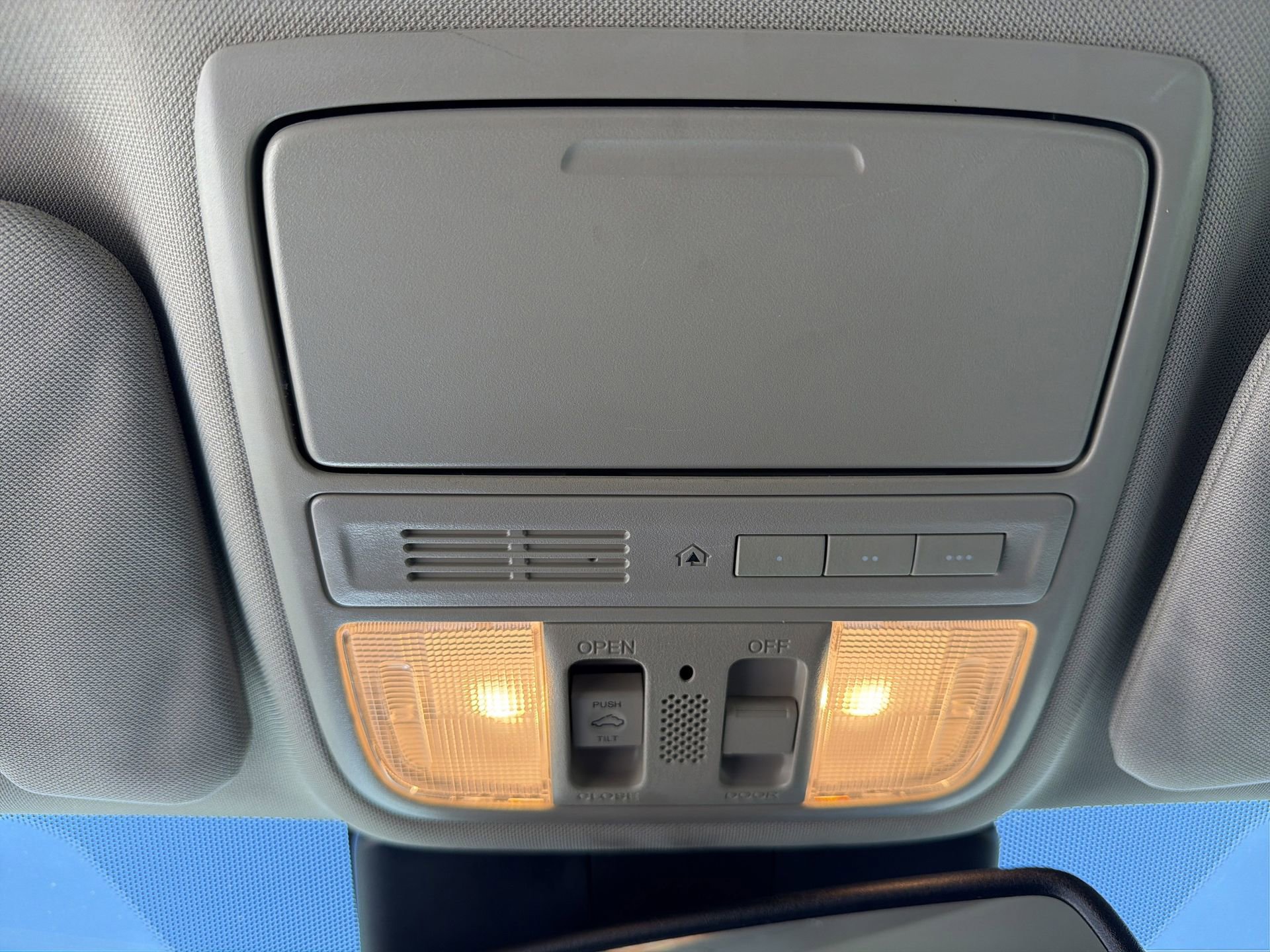 Used 2016 Honda CR-V Touring image 13