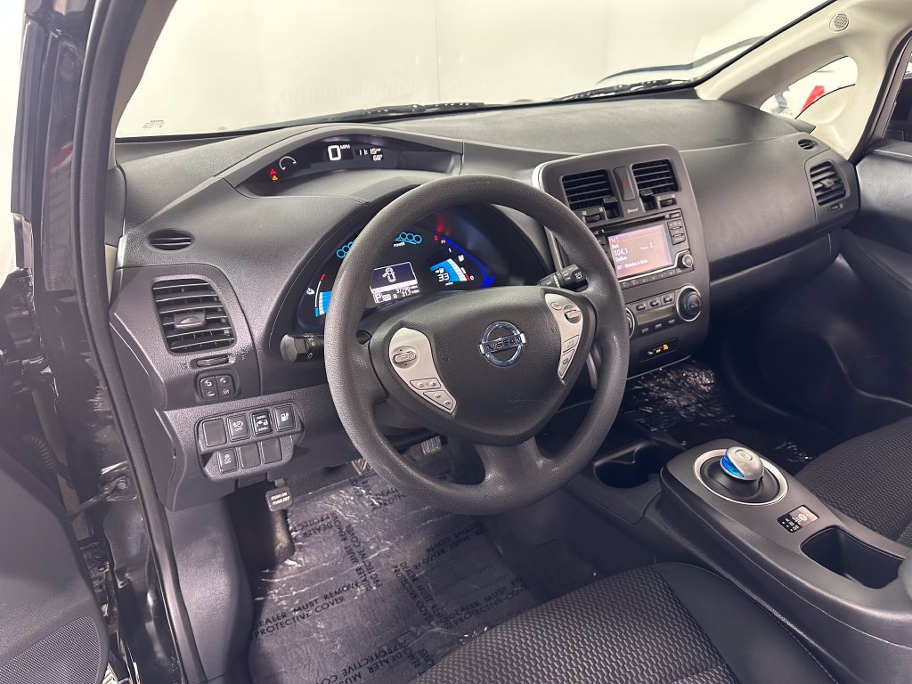 Used 2017 Nissan Leaf S FWD image 16
