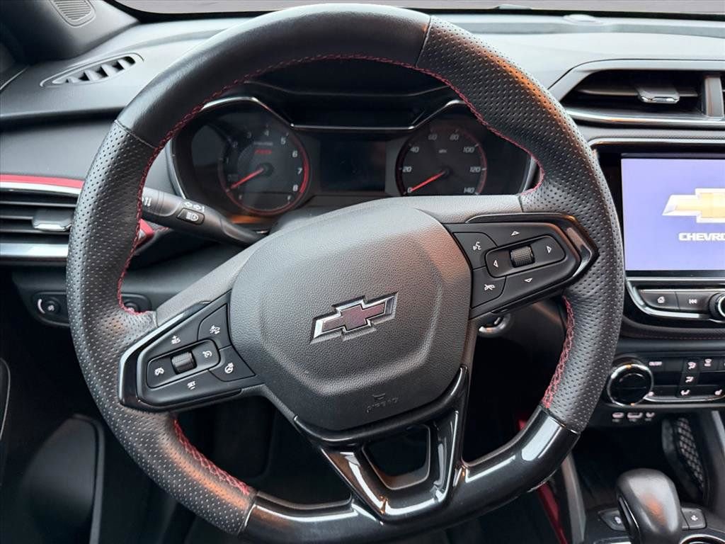 Used 2023 Chevrolet TrailBlazer RS w/ Convenience Package image 14