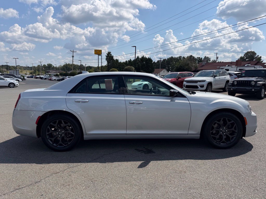 Used 2019 Chrysler 300 Touring w/ Sport Appearance Package AWD/4WD image 2