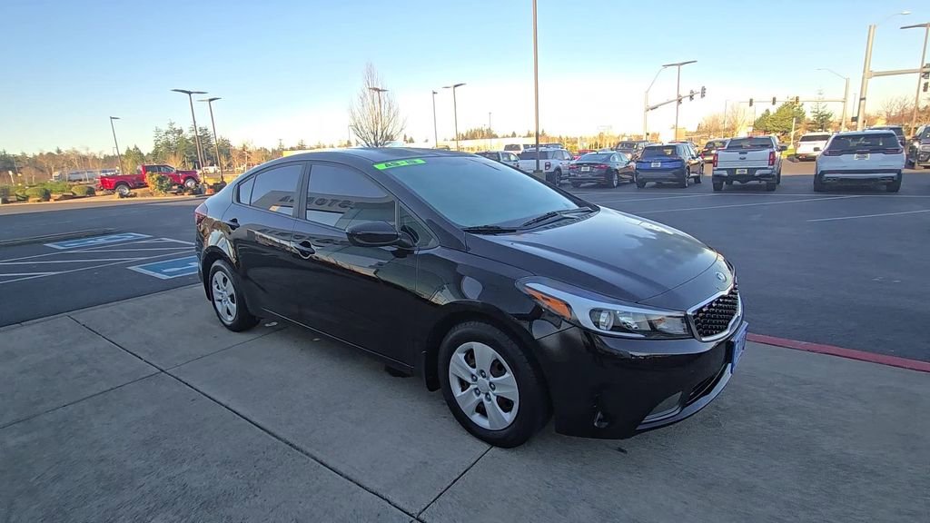 Used 2018 Kia Forte LX image 6