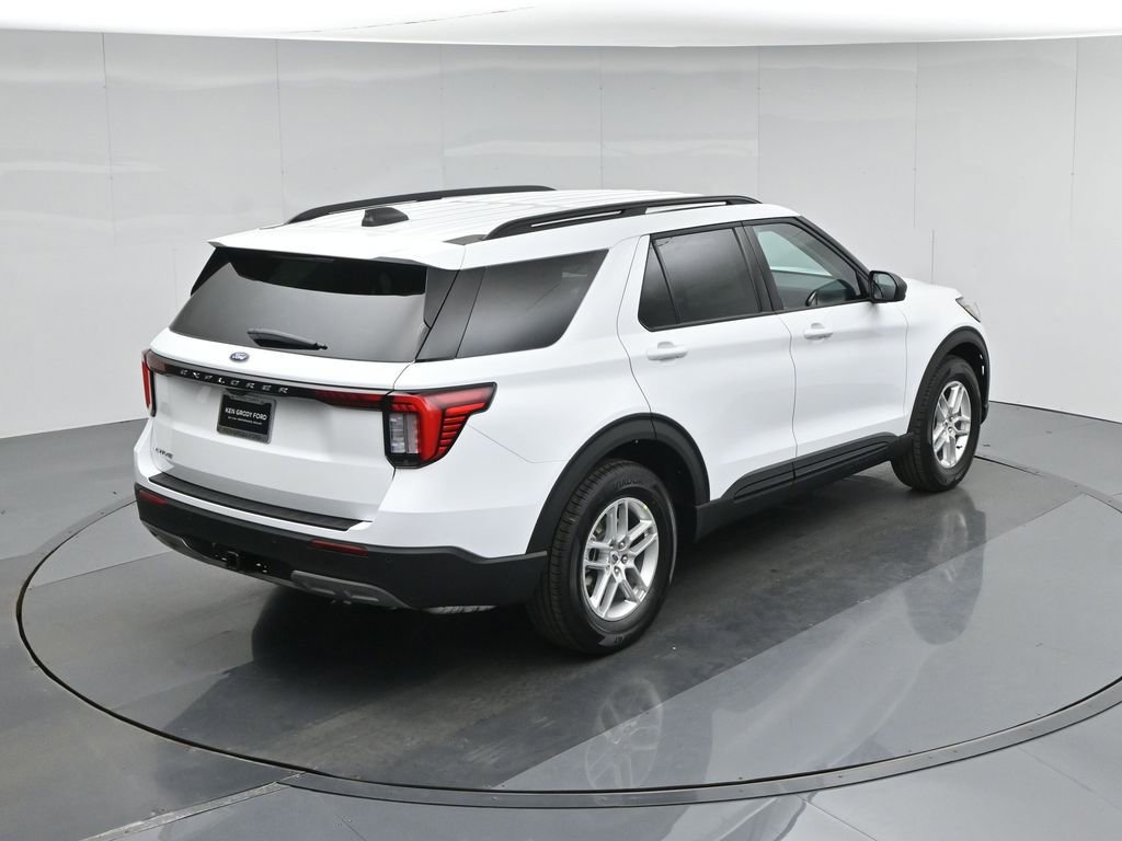 New 2026 Ford Explorer Active RWD image 36