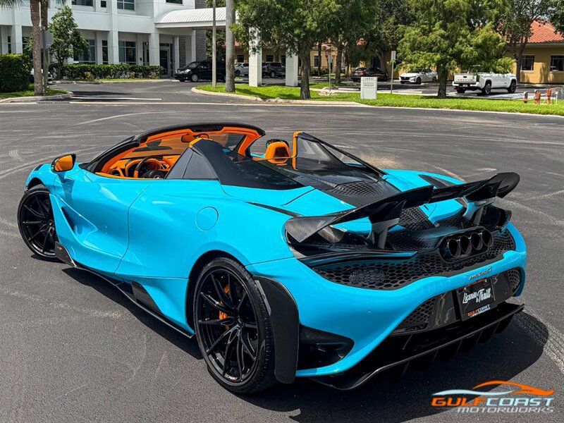 Used 2022 McLaren 765LT RWD image 46