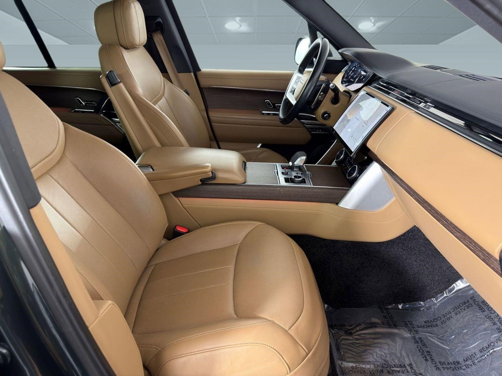 Used 2023 Land Rover Range Rover SE image 22