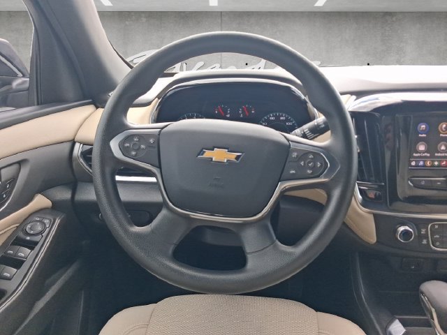 Used 2024 Chevrolet Traverse LS FWD image 27