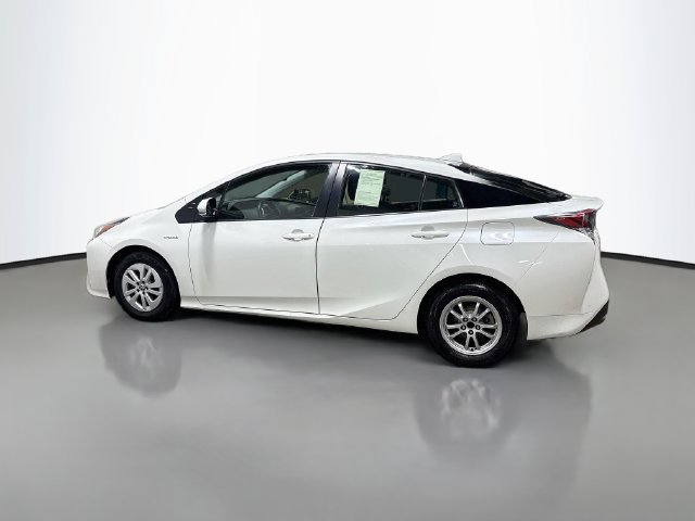 Used 2017 Toyota Prius Two FWD image 10