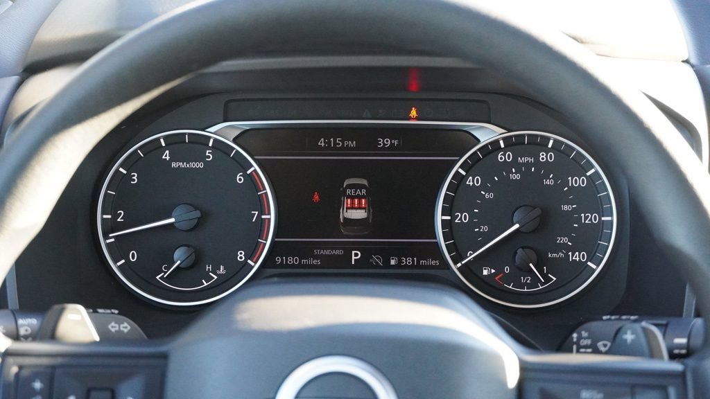 Used 2025 Nissan Rogue S image 29