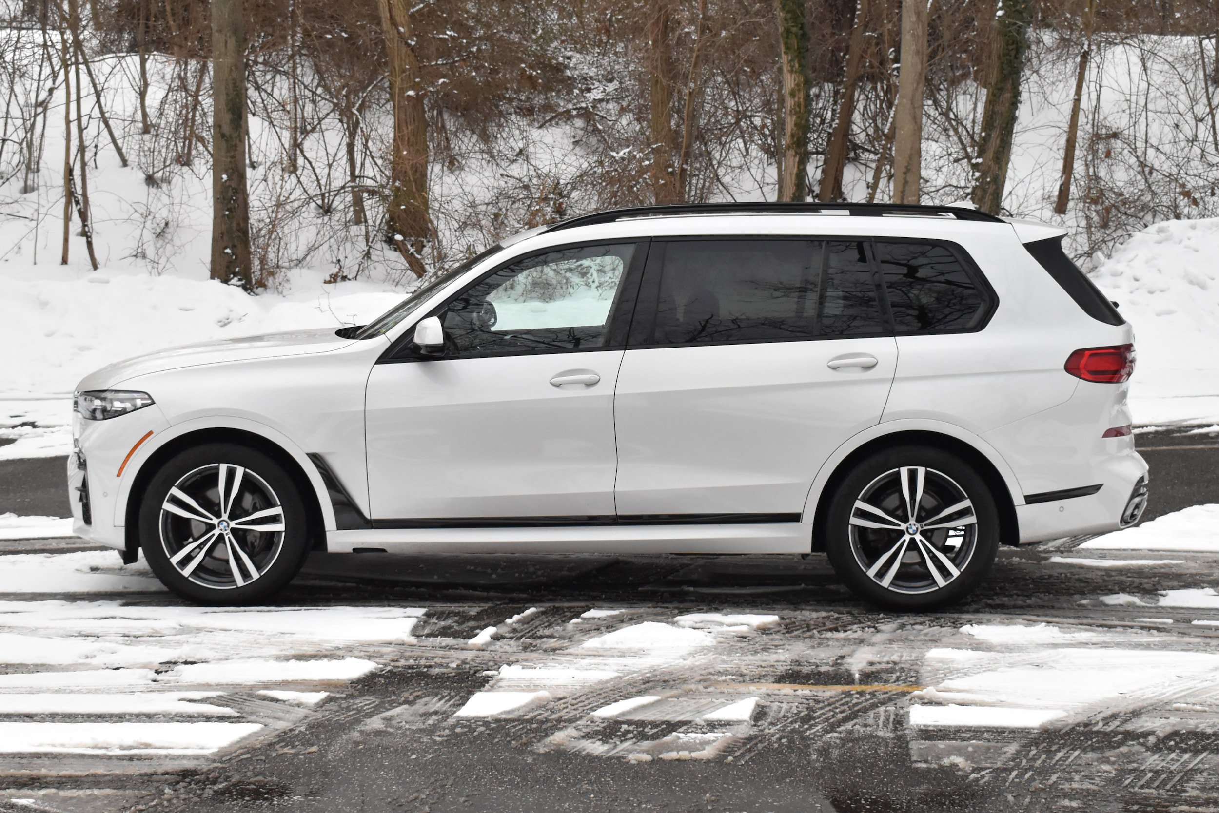 Used 2020 BMW X7 xDrive40i w/ M Sport Package image 4