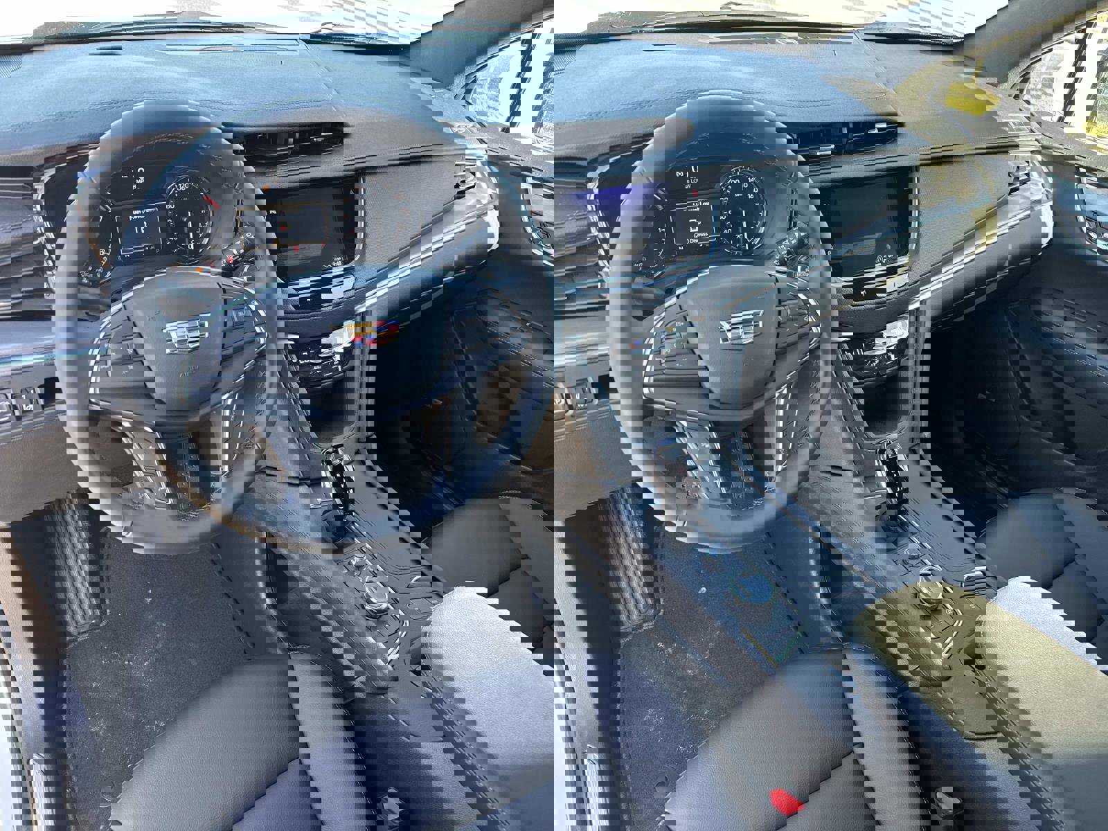 New 2026 Cadillac XT5 Luxury image 23