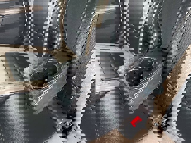 Used 2022 Ford Bronco Wildtrak image 15