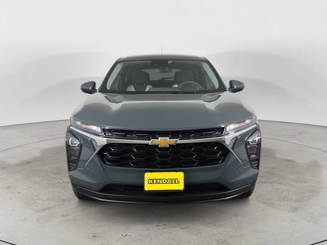 Certified 2026 Chevrolet Trax LS w/ LS Convenience Package FWD image 2