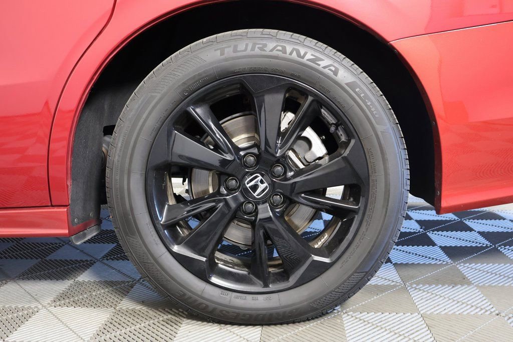 Used 2024 Honda Odyssey Sport image 17