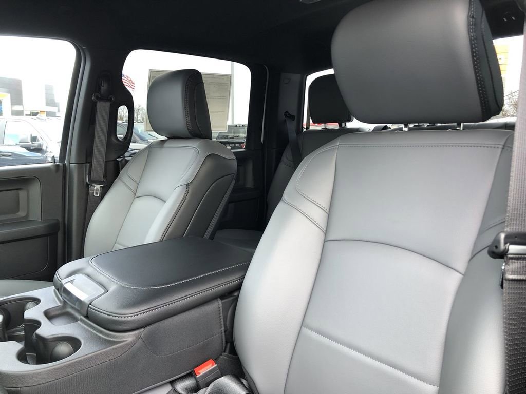 New 2026 RAM 2500 Tradesman w/ Chrome Appearance Group AWD/4WD image 21