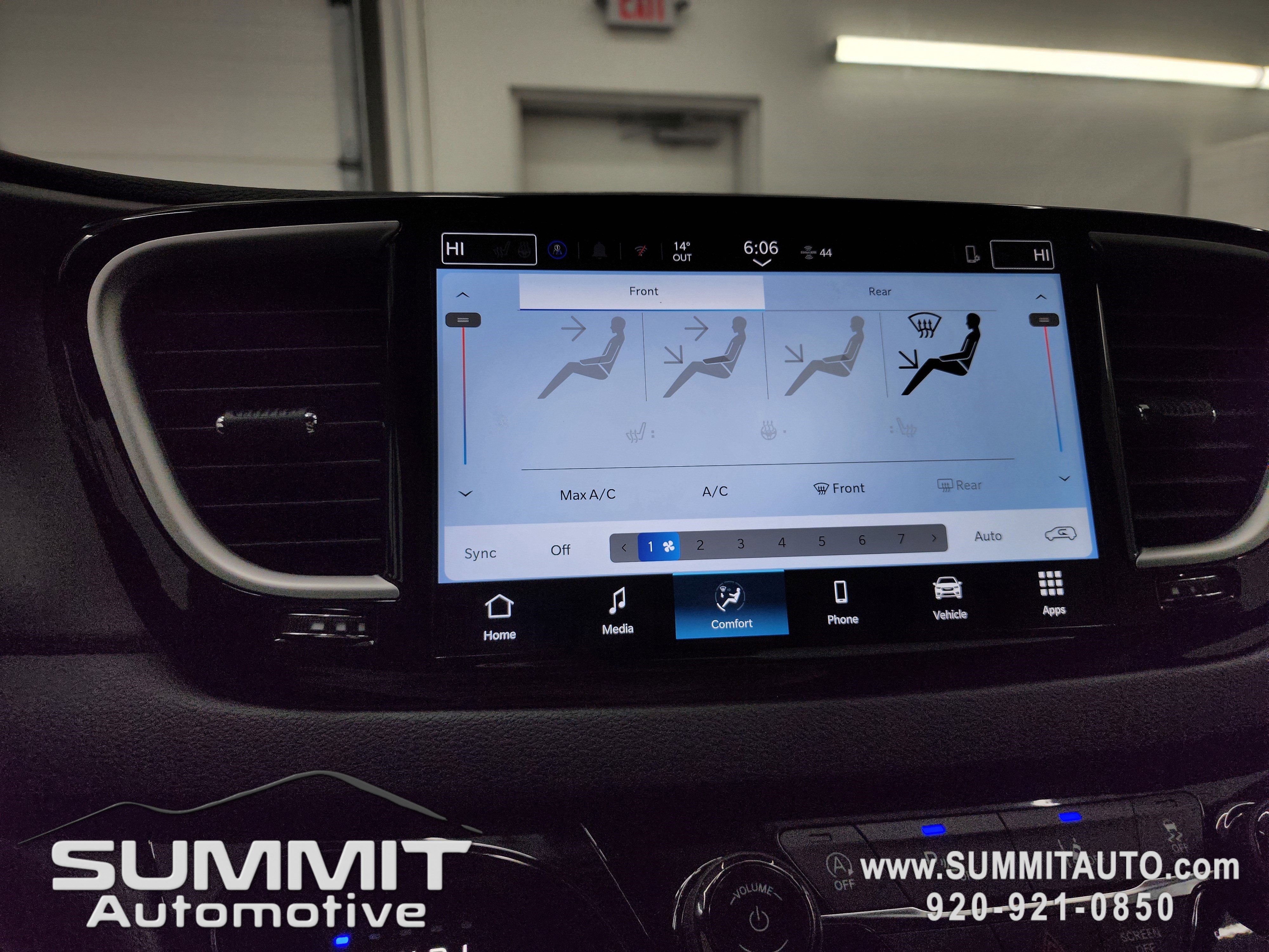 New 2026 Chrysler Voyager LX image 51