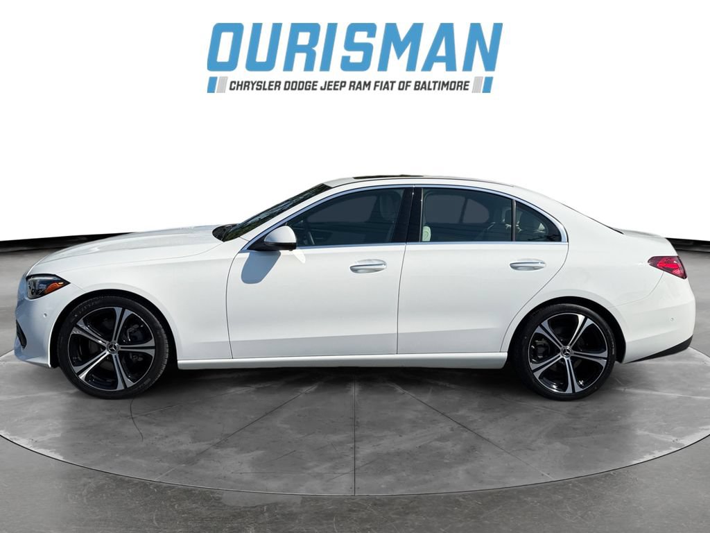 Used 2025 Mercedes-Benz C 300 Sedan image 3