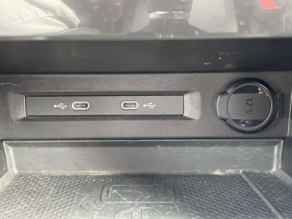 Used 2023 Volkswagen Tiguan SE image 18