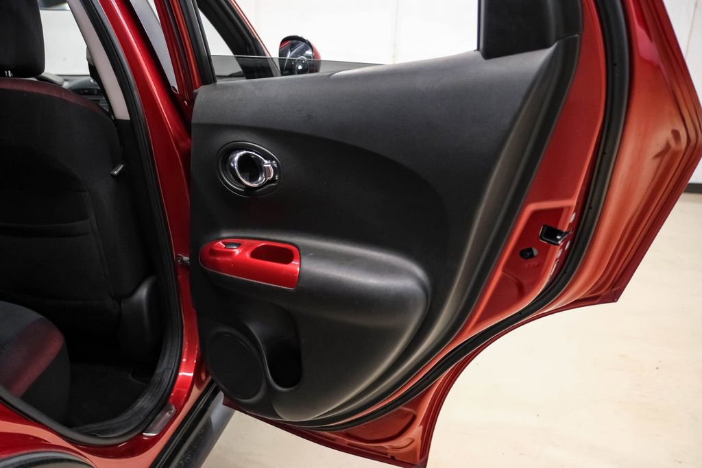 Used 2012 Nissan Juke SV AWD/4WD image 46
