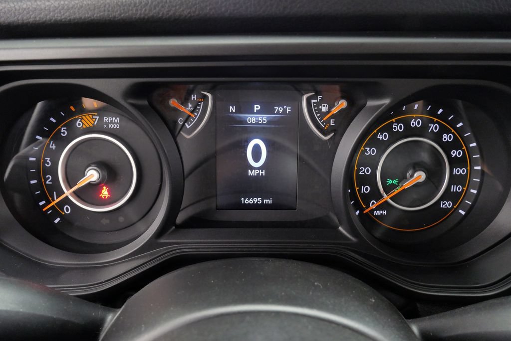 Used 2024 Jeep Wrangler Sport AWD/4WD image 19