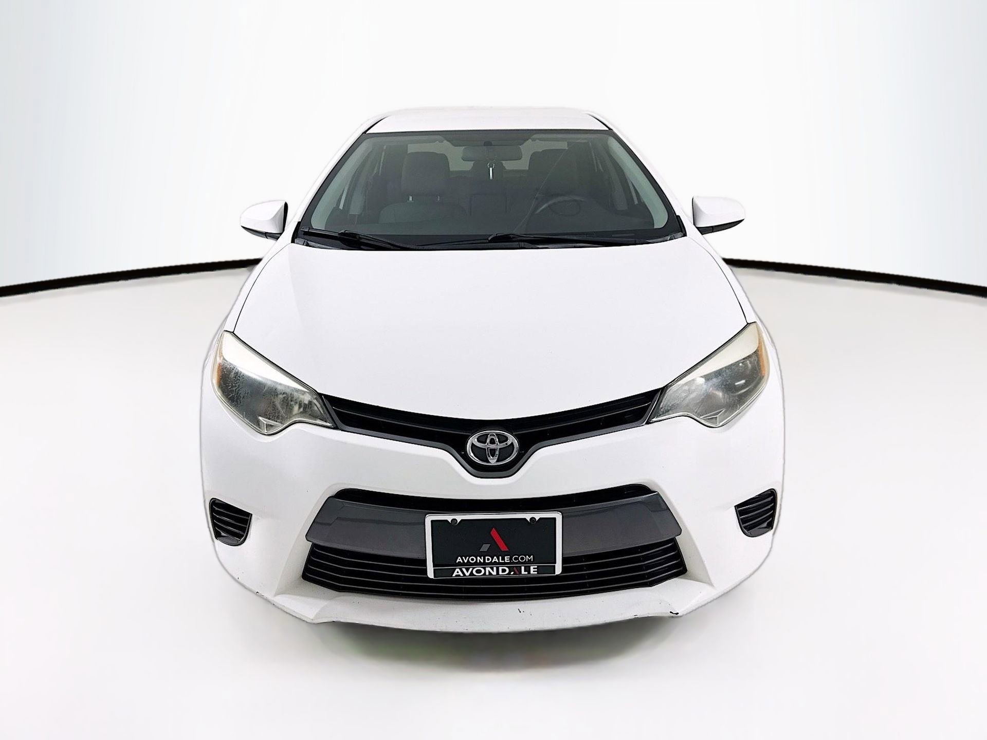 Used 2015 Toyota Corolla LE FWD image 2