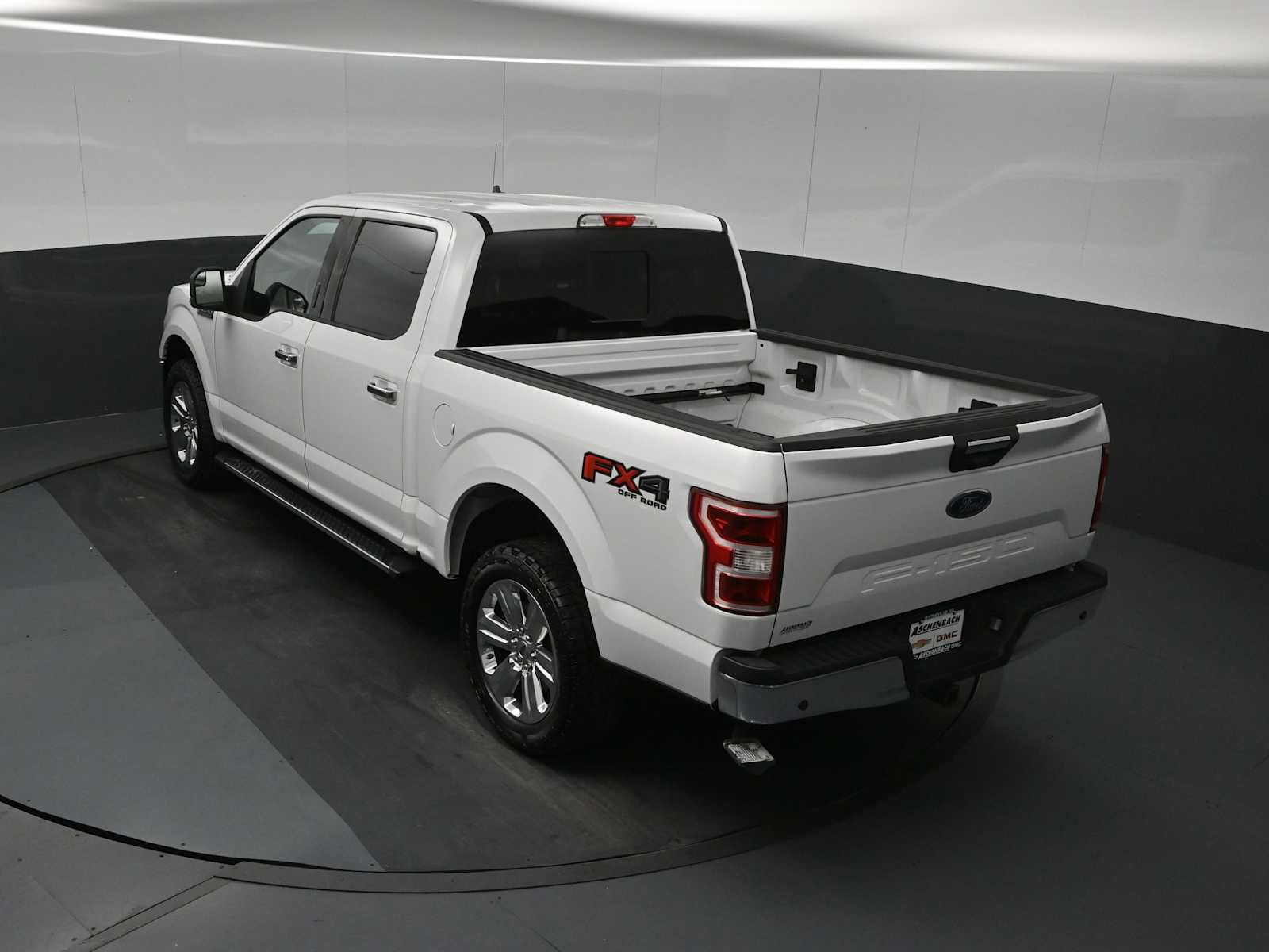 Used 2019 Ford F150 XLT w/ Equipment Group 302A Luxury AWD/4WD image 14