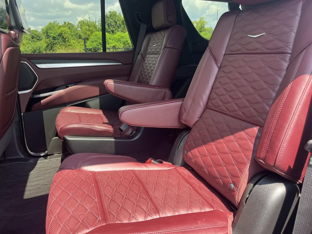 New 2026 Cadillac Escalade Sport w/ Touring Package AWD/4WD image 19
