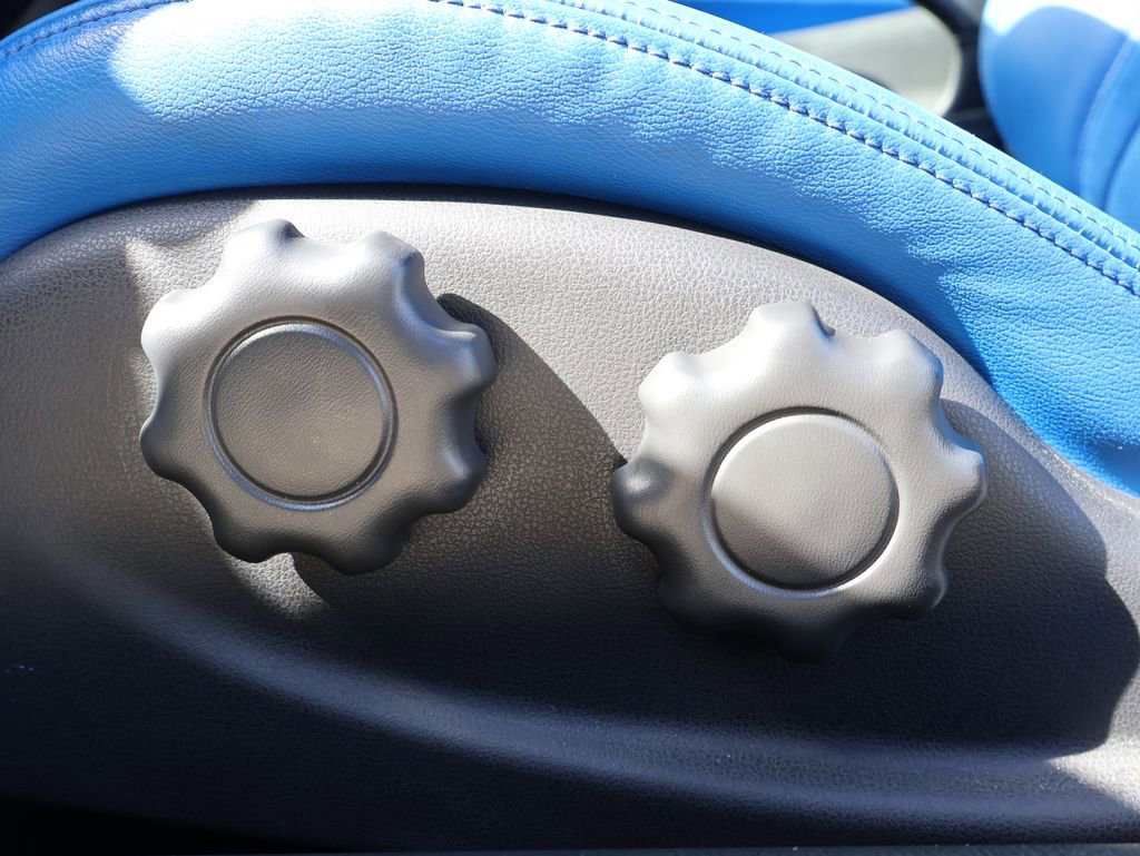 Used 2024 Nissan Z Performance w/ Floor Mat Package image 12