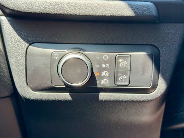 Used 2025 Ford Escape Active AWD/4WD image 25