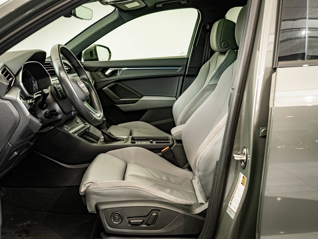 Used 2023 Audi Q3 2.0T Premium Plus w/ Premium Plus Package image 22