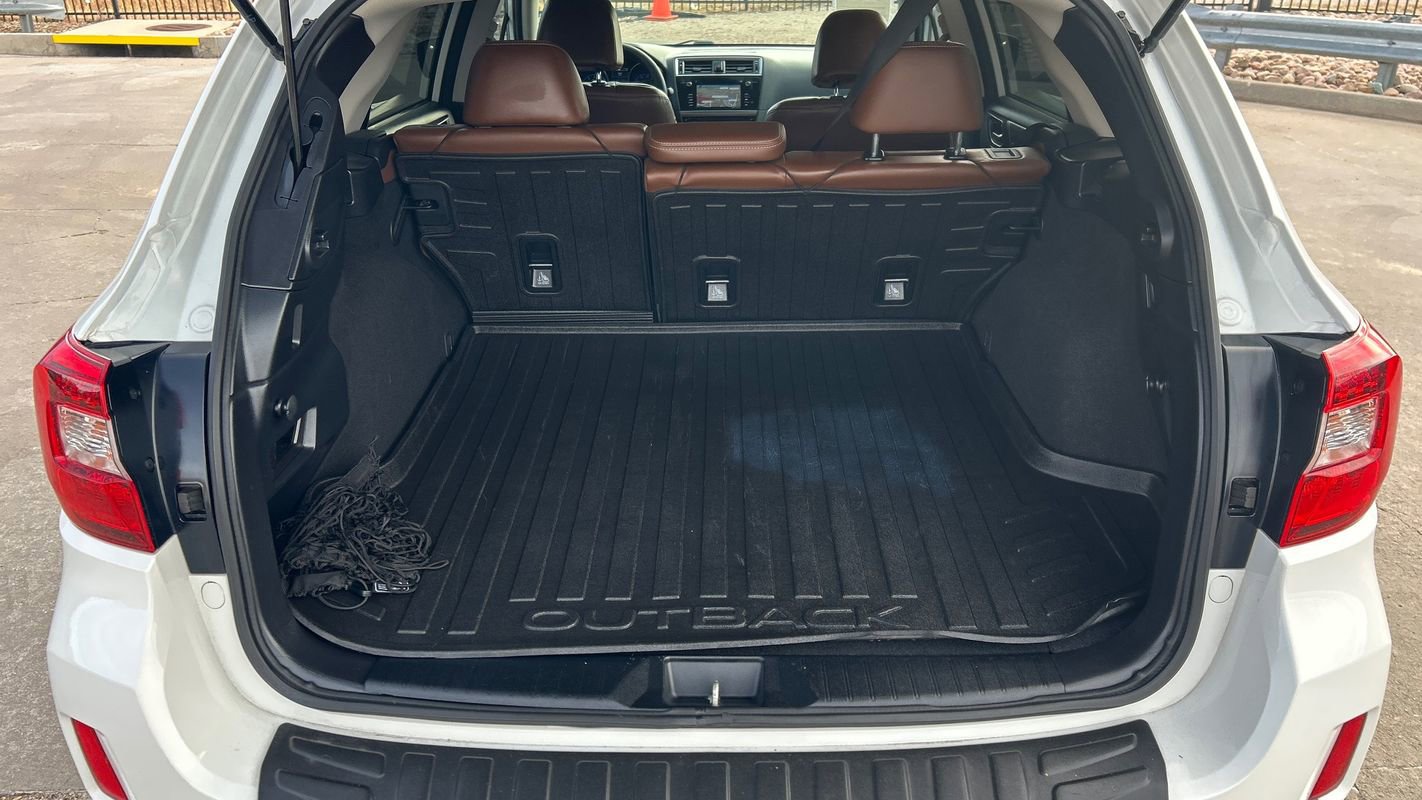 Used 2017 Subaru Outback 2.5i Touring image 12