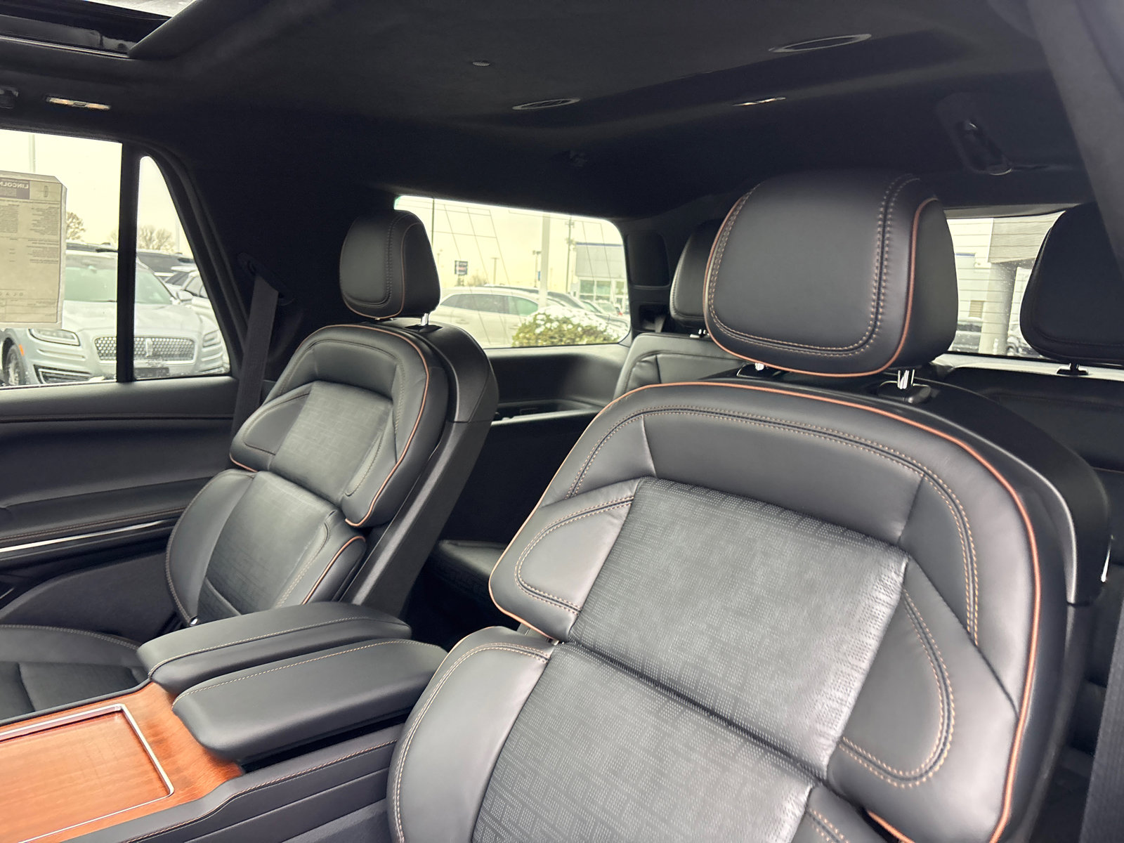 New 2025 Lincoln Navigator Black Label image 27
