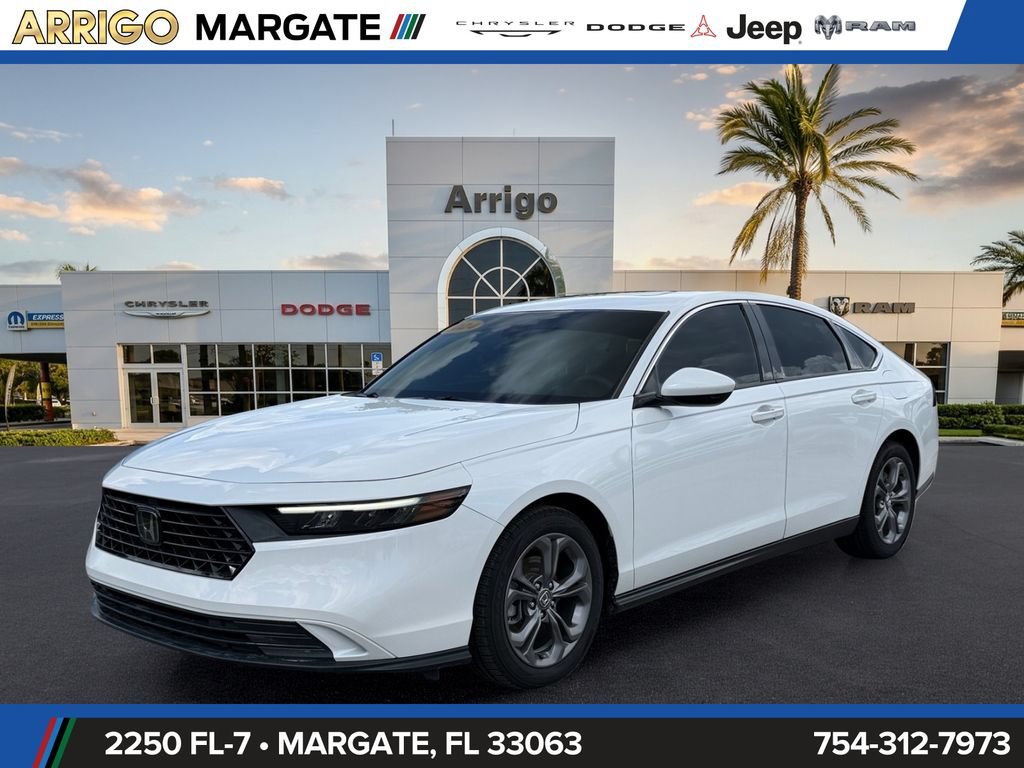 Used 2024 Honda Accord EX image 3
