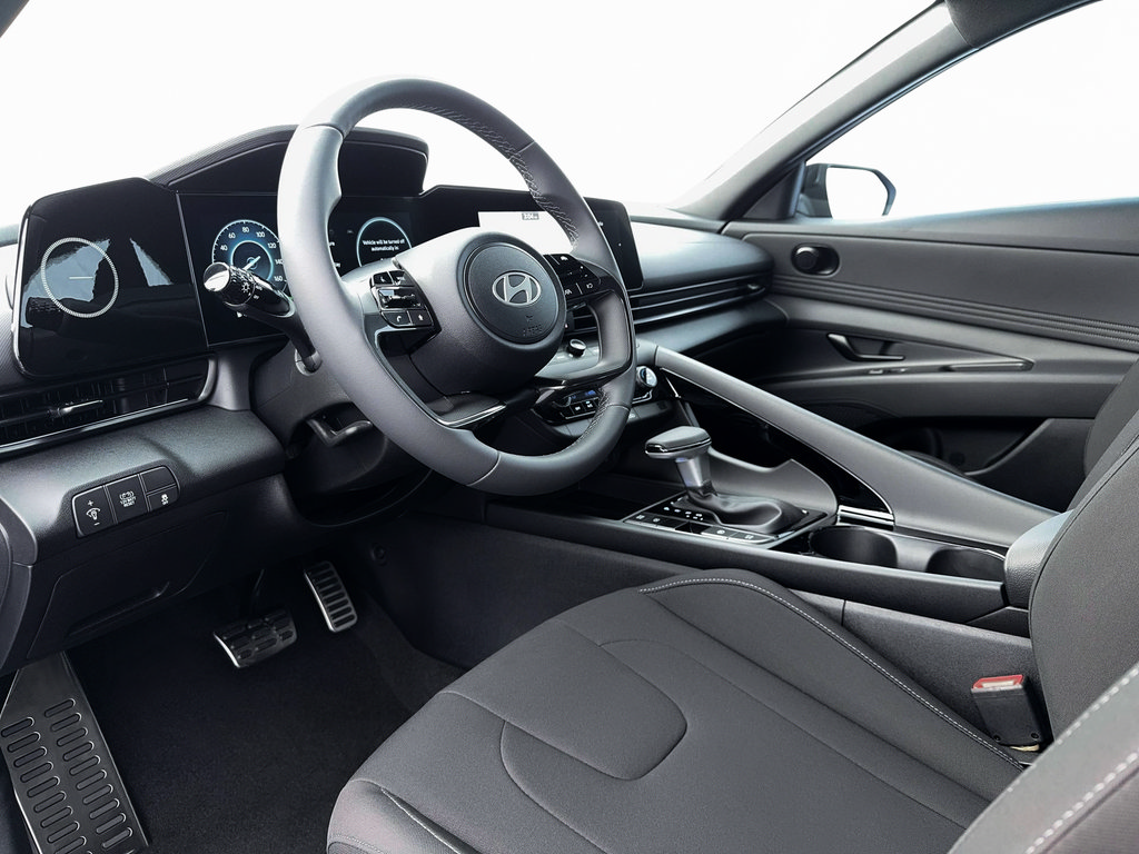 New 2026 Hyundai Elantra SEL FWD image 14