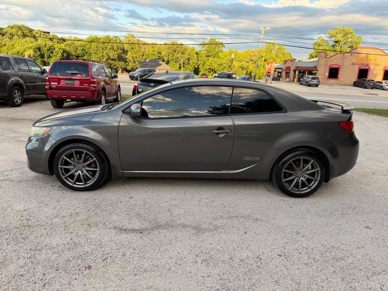 Used 2013 Kia Forte Koup SX FWD image 4