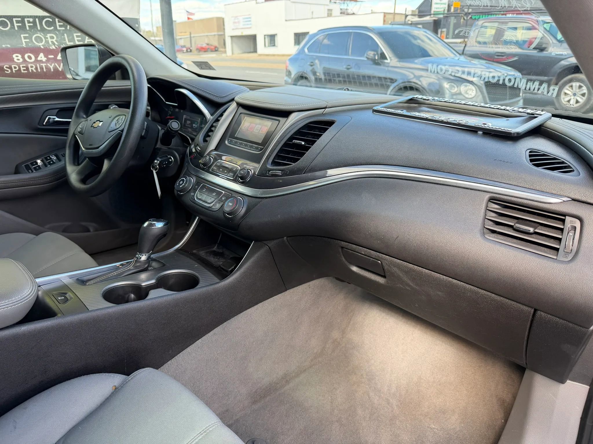 Used 2017 Chevrolet Impala LS FWD image 9