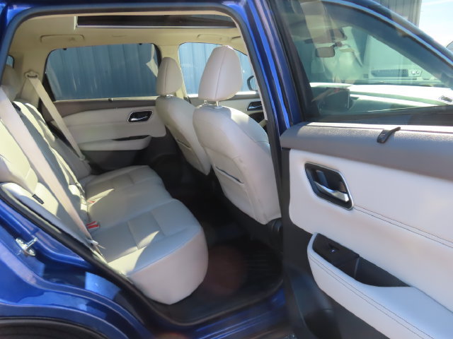 Used 2021 Nissan Rogue SV AWD/4WD image 30
