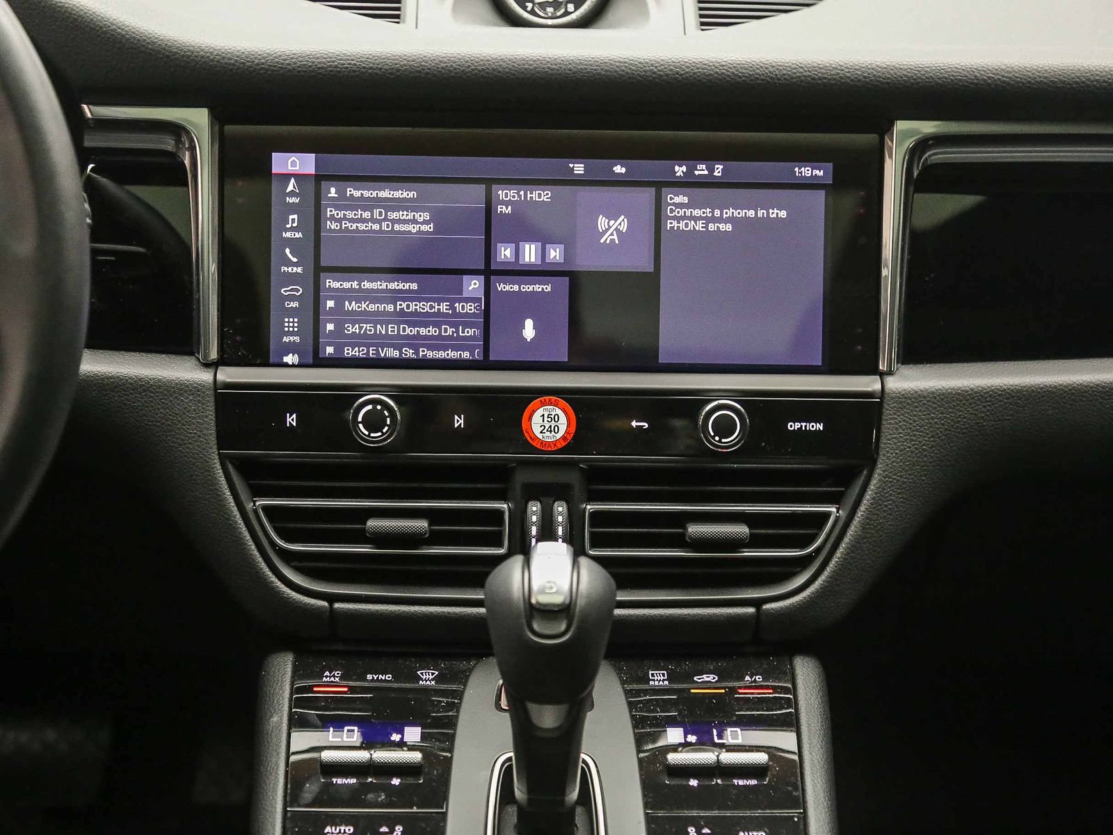 Certified 2025 Porsche Macan S AWD/4WD image 17