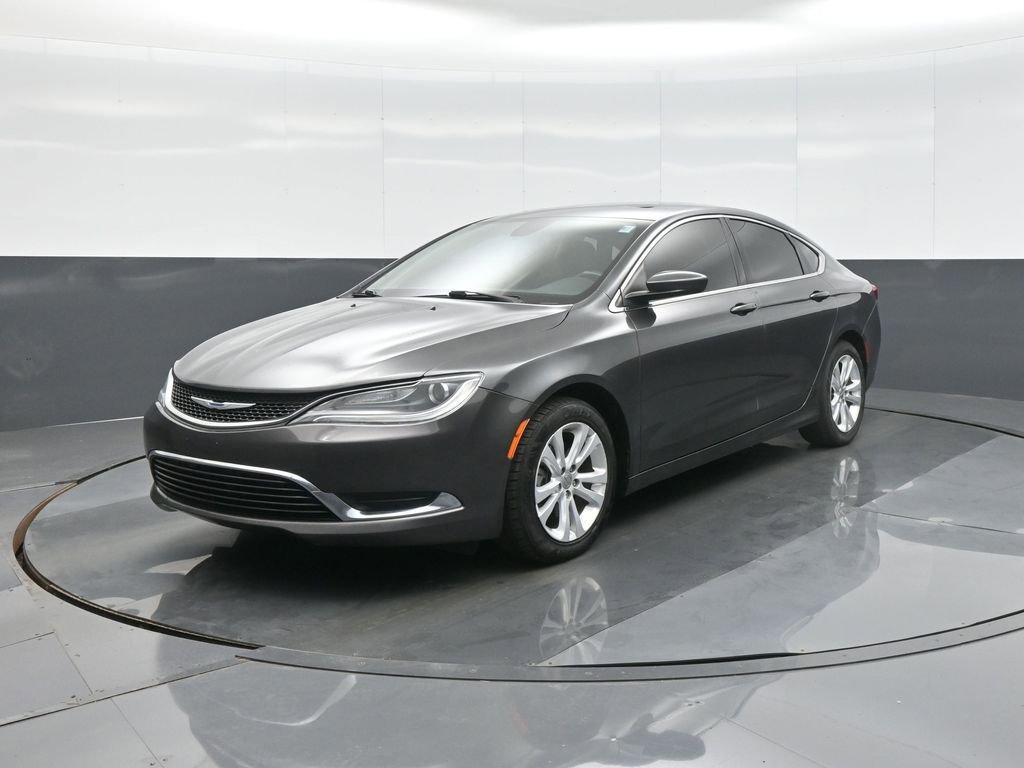 Used 2016 Chrysler 200 Limited w/ Anniversary Edition FWD image 3
