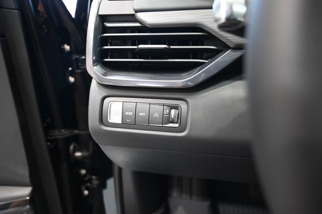 New 2026 GMC Acadia AT4 w/ Luxury Package AWD/4WD image 25