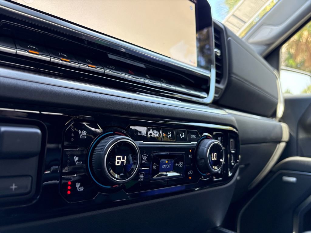 Used 2023 Chevrolet Silverado 1500 LTZ w/ LTZ Premium Package image 28