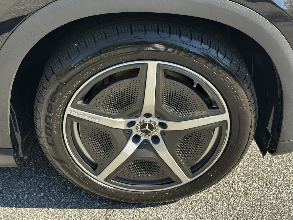 Certified 2025 Mercedes-Benz EQE 350+ SUV w/ AMG Line Exterior Package image 14
