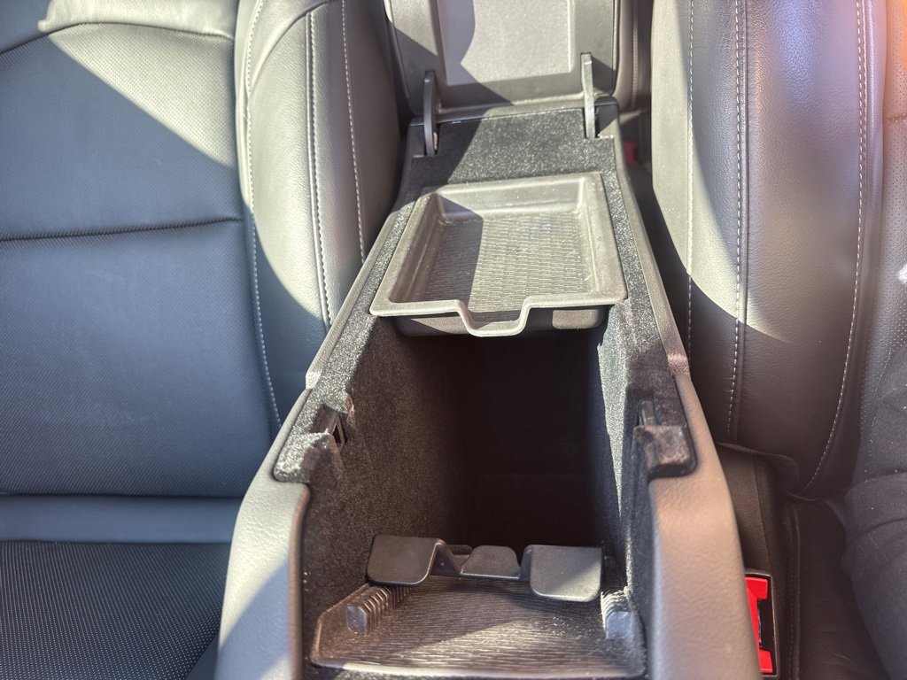 Used 2023 Cadillac XT4 Premium Luxury image 32