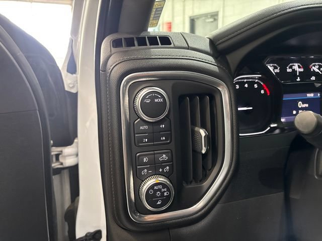 Used 2021 GMC Sierra 1500 SLT w/ SLT Premium Package AWD/4WD image 19
