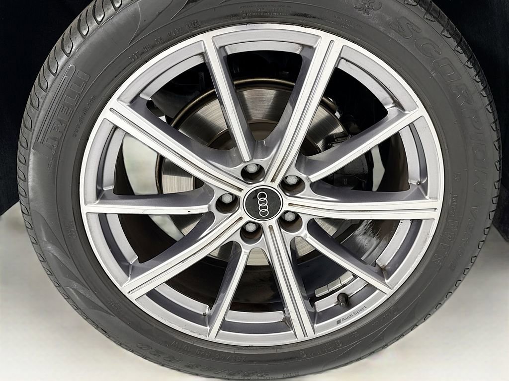 Certified 2023 Audi SQ5 Premium Plus w/ Premium Plus Package AWD/4WD image 32