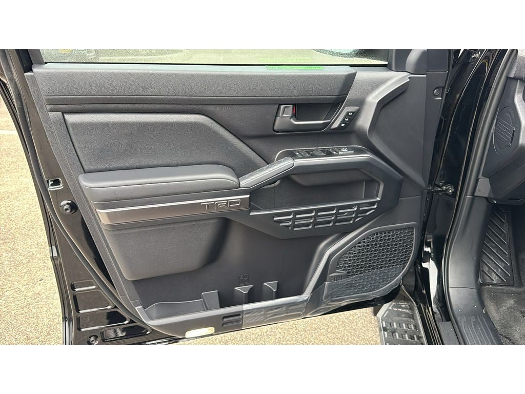 New 2026 Toyota 4Runner TRD Off-Road Premium AWD/4WD image 13