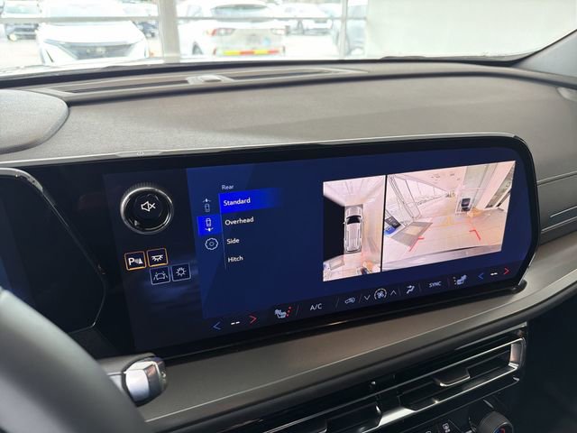 New 2026 Chevrolet Traverse LT w/ Midnight/Sport Edition image 27