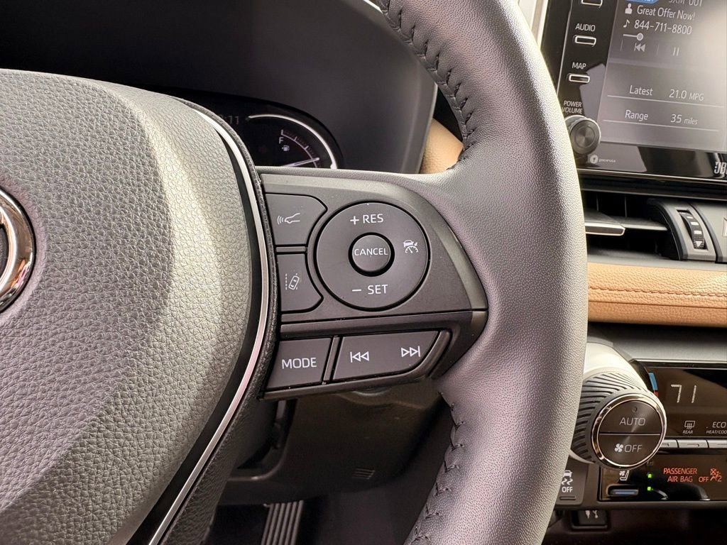 Used 2019 Toyota RAV4 Limited w/ Cold Weather Package image 27